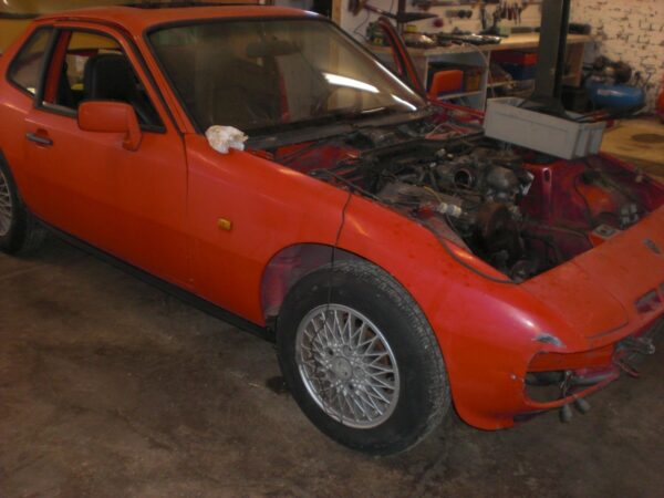 Porsche 924 Turbo Schlachtfest