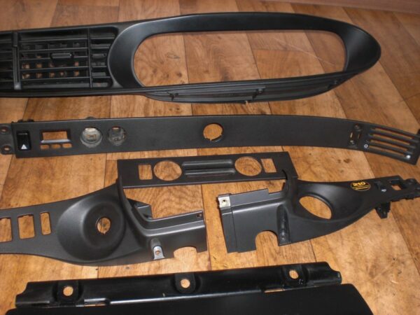 Porsche 944 S2 Armaturrenbrett Verkleidungen