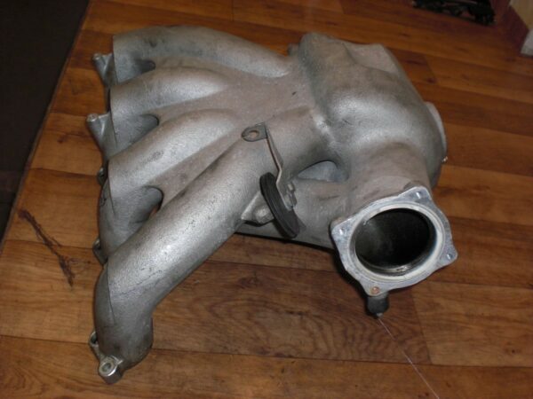 Porsche 968 Motor Ansaugbrücke