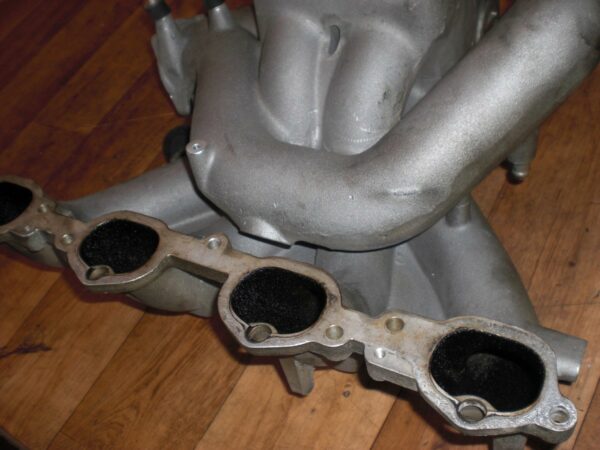 Porsche 968 Motor Ansaugbrücke